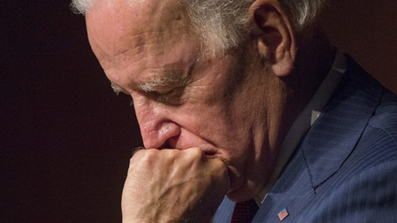 Exclusive — Peter Schweizer: Joe Biden ‘Steered $1.8 Billion’ to Ukraine While His Son Bagged ‘Sweetheart Deal’ from Their Government