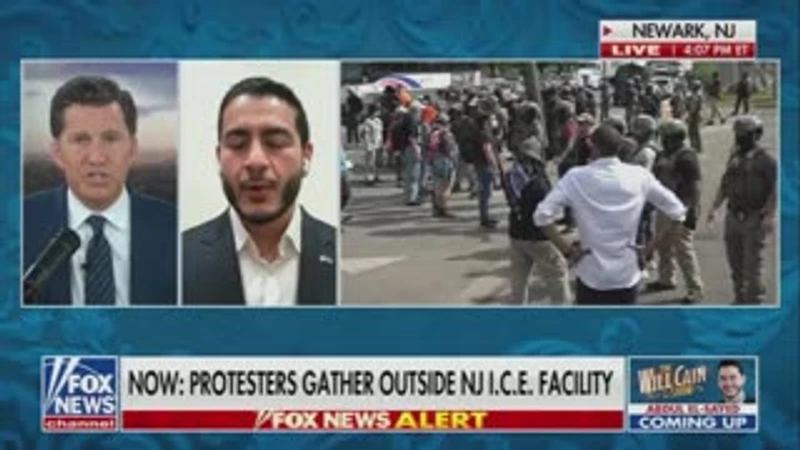 clip-thumbnail_fox-news-host-puts-radical-dem-in-his-place-for-lying-about-immigration-law