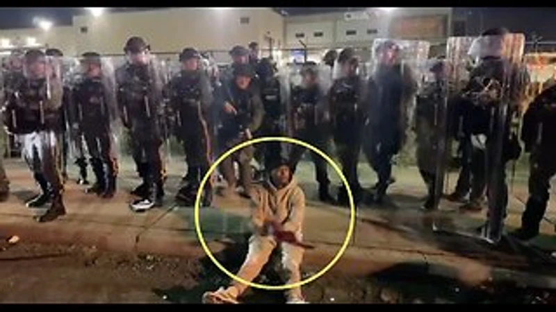 clip-thumbnail_leftist-rioter-learns-fafo-in-just-two-seconds-after-defying-police-orders