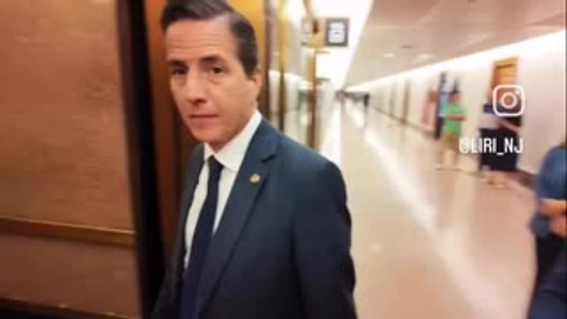 clip-thumbnail_gop-senator-goes-there-with-one-savage-line-when-asked-about-dr-fauci