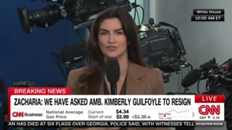 clip-thumbnail_listen-carefully-cnns-star-reporter-exposes-left-wing-bias-while-attacking-trumps-new-press-sec