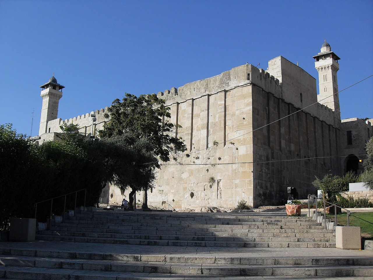 Joint List, Meretz MKs to host Knesset conference on ridding Hebron of Jews