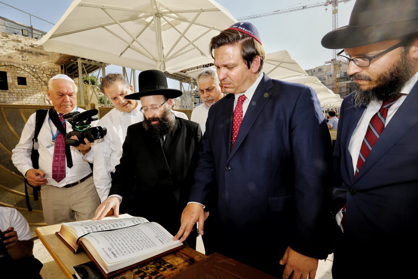 Re-elected Florida Gov. Ron DeSantis sends a message to the Kotel
