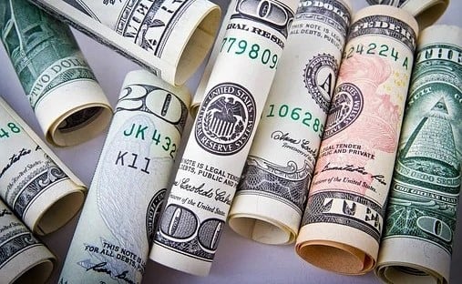 US sanctions seven people linked to Hezbollah financing