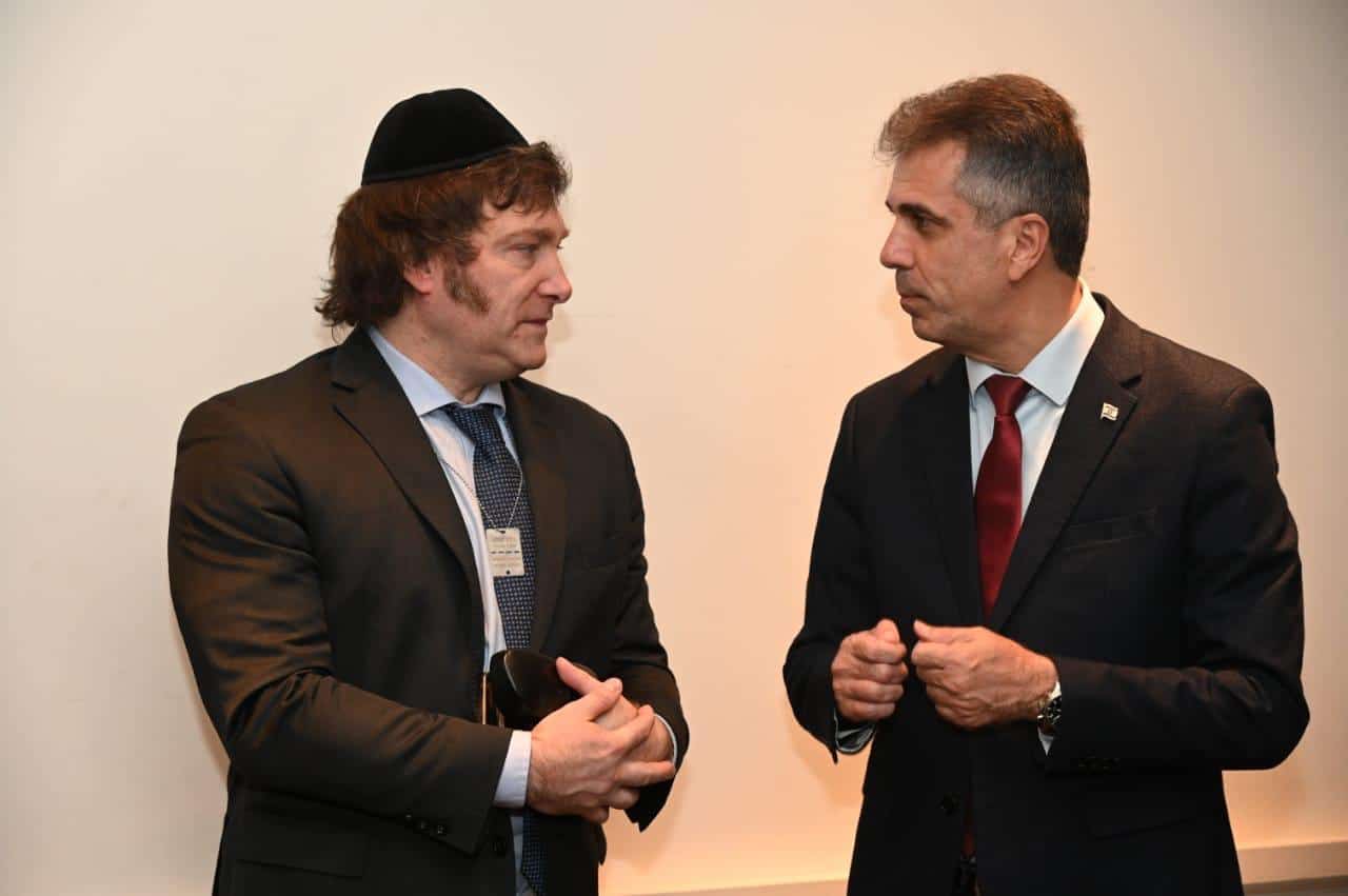 Israeli FM meets Argentina's incoming president Milei