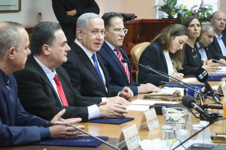 Report: Former Trump campaign aides in Israel to meet Netanyahu