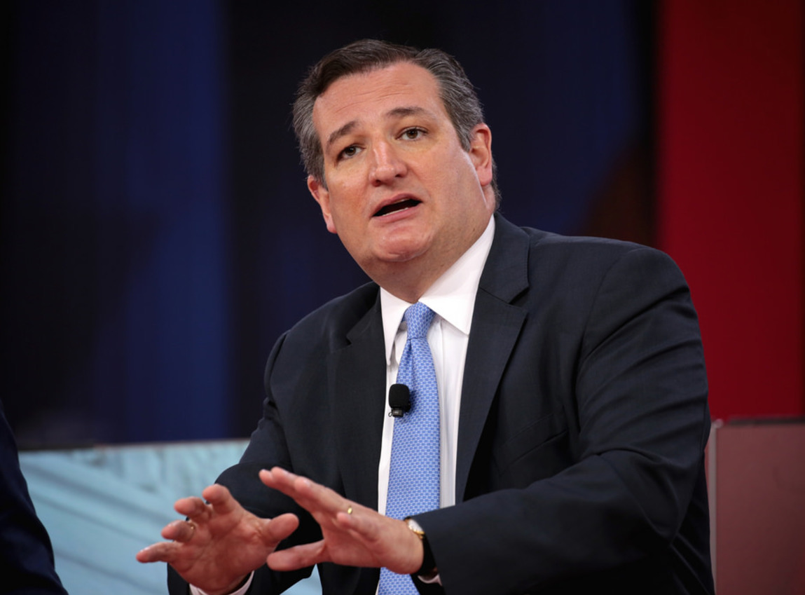 Ted Cruz and wife finished meal in peace after protesters left, restaurant owner says