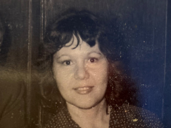In Memoriam: Elaine Viguerie