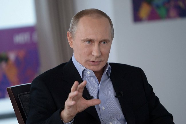 ON THE OFFENSIVE Putin’s last minute meat-grinder landgrab to seize Donbas mapped – as US bombers jet into Europe ahead of Trump talks