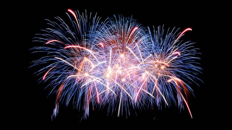 A Toast to New Beginnings: Embracing 2024 with Open Arms