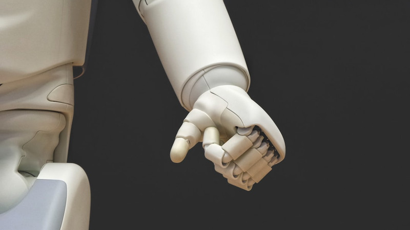 Amazon's secret strategy to replace 600,000 American workers with robots