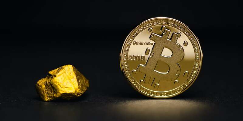 Macroeconomic Factors and their Impact on Bitcoin: A Balancing Act
