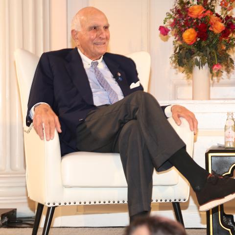 Home Depot co-founder says concerns about Trump's tariffs were unfounded, now supports the president