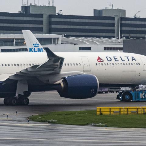 Delta Air Lines co-pilot arrested on flight in San Francisco charged with child sex crimes
