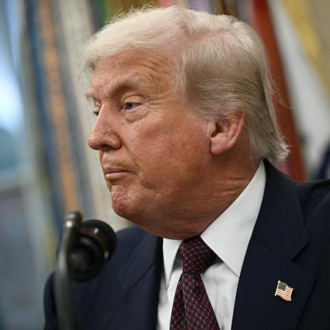 Trump orders Commerce Department to begin working on new US Census