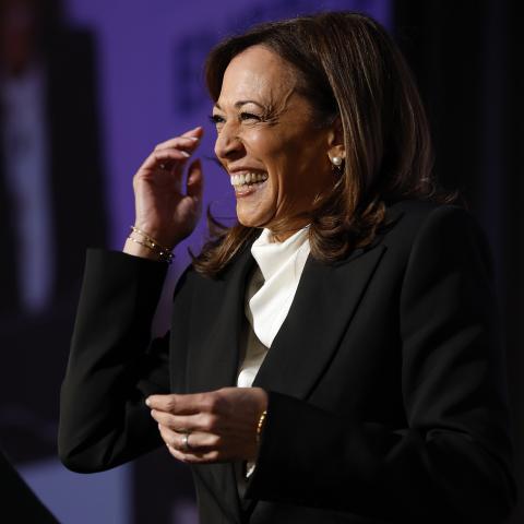 Harris returns to campaign trail, rallies for Tennessee Democratic congressional candidate