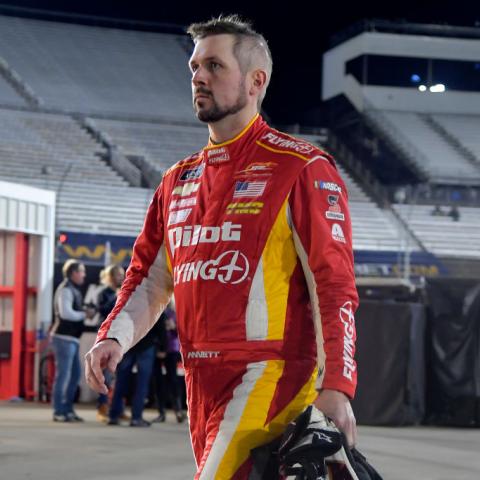 Former NASCAR driver with more than 400 starts dies at 39