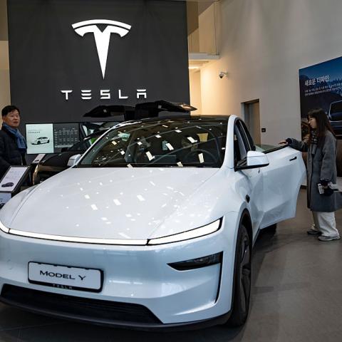 Consumer Reports names Tesla Model Y best electric vehicle for 2026