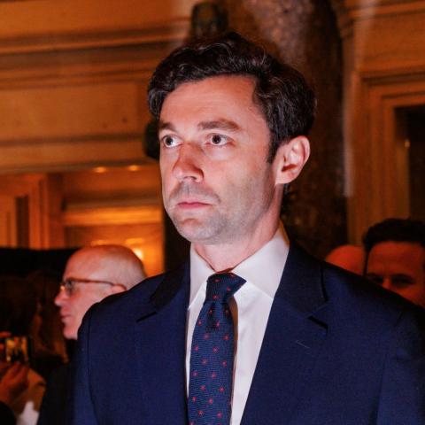 Democratic senator requires photo ID to enter campaign event while opposing voter ID for elections