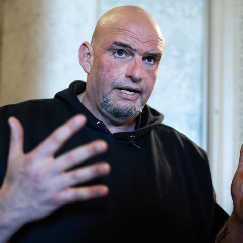 Fetterman warns of another shutdown as DHS negotiations stall