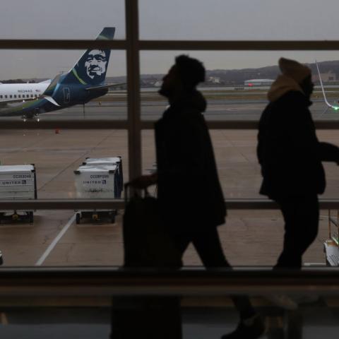 FAA to incident of pilots heard meowing, barking on radio at DC airport