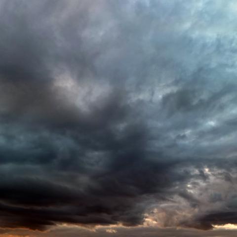 Thousands of customers lose power as Nor’easter slams East Coast 