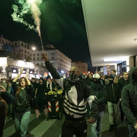 Protests over rising costs spread across Italy, clashes with police reported