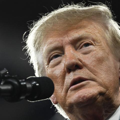 Trump says Obama ‘paid off Iran’ and ‘gave them a road to a nuclear weapon’