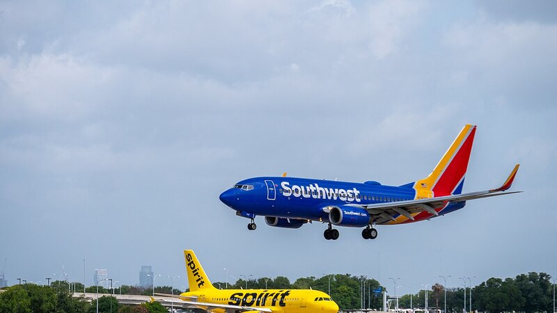 Trump axes Biden plan that would have forced airlines to pay passengers cash for delays