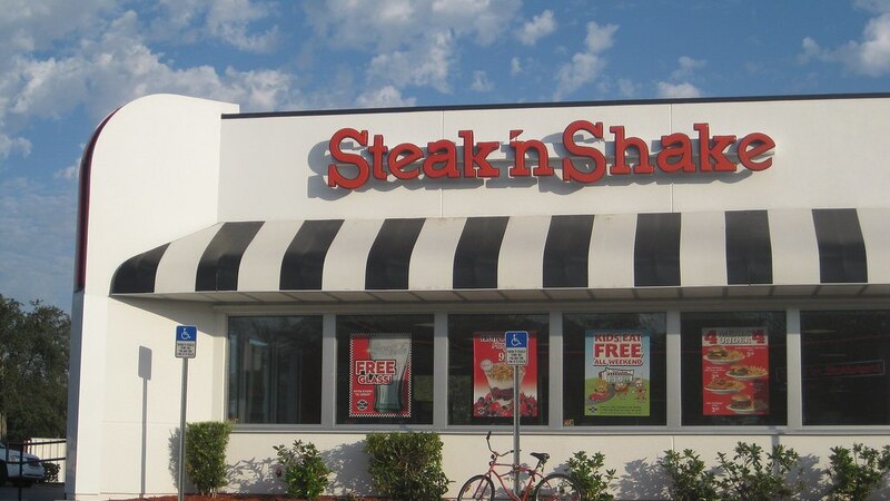 Steak ‘N Shake makes history: now cooking fries in beef tallow