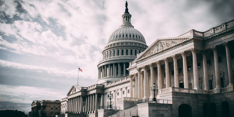 House Democrats’ Bid to Curb Trump’s Iran Actions Stalls as War Powers Fight Intensifies