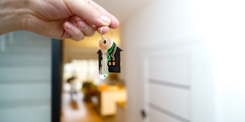 Mortgage rates tumble, marking largest weekly drop in a year