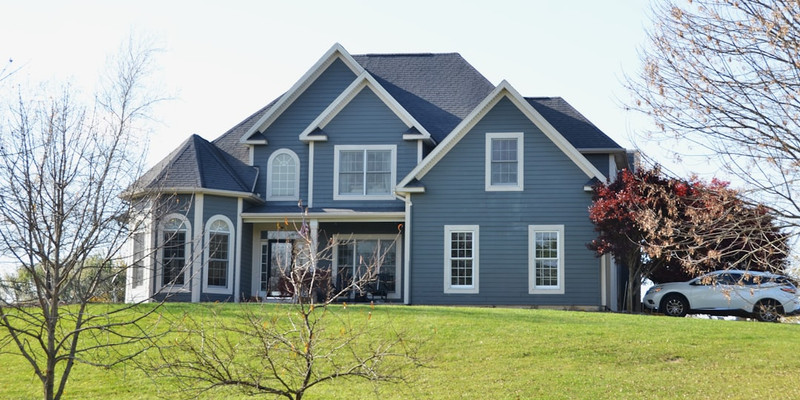 Homebuyers score record discounts as sellers slash prices nationwide