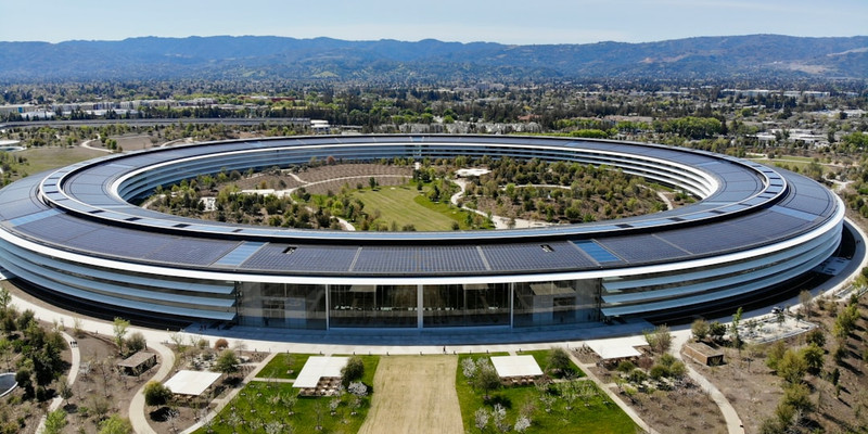 Silicon valley titans need to be more involved in politics 