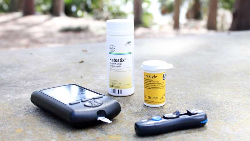 Beyond Stereotypes: How Seniors Are Mastering Automated Insulin Systems