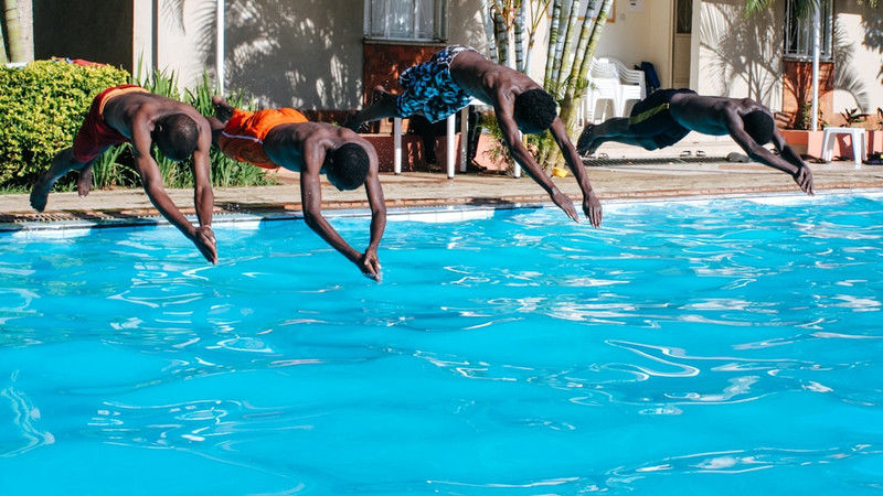 How germy is the public pool? An infectious disease expert weighs in on poop, pee and perspiration – and the deceptive smell of chlorine