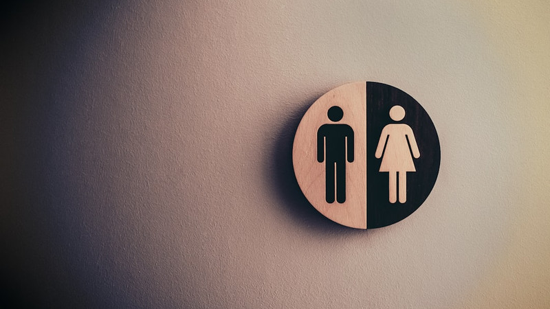 Do women have to pee more often? The answer is surprisingly complex