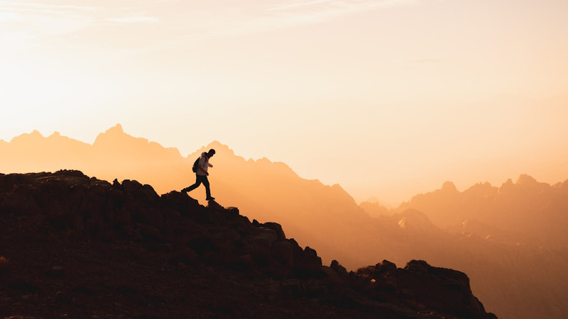 Which Workout Is More Effective: Rucking Or Power Walking? Trainers Weigh In