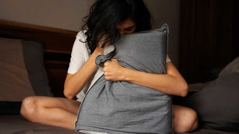 When Terror Strikes: Recognizing the Unmistakable Signs of a Panic Attack