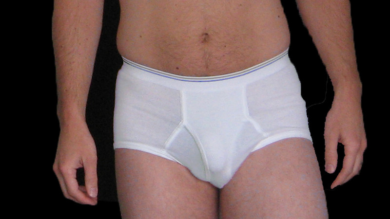 Men's underwear and fertility risks go viral as doctors push back on claims