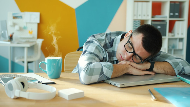 Short Afternoon Nap May Boost Brain Health, Improve Learning Ability