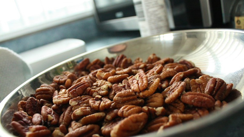 A Handful of Pecans Could Help Your Heart, New Research Shows