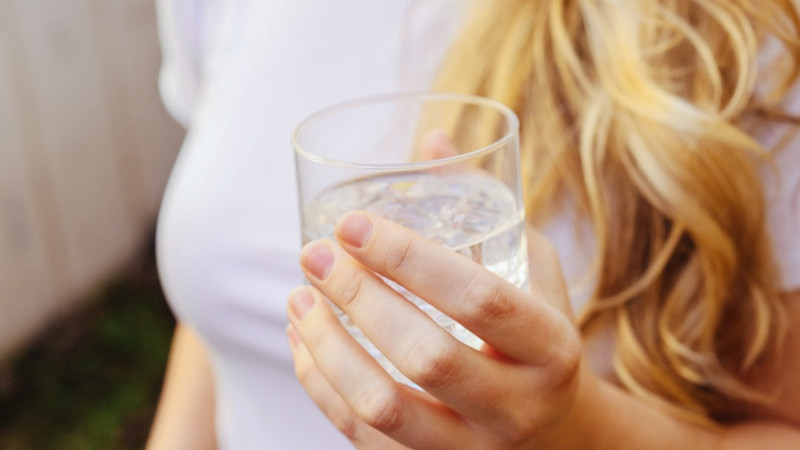 One Type of Drinking Water Linked To up to 62% Higher Parkinson’s Risk