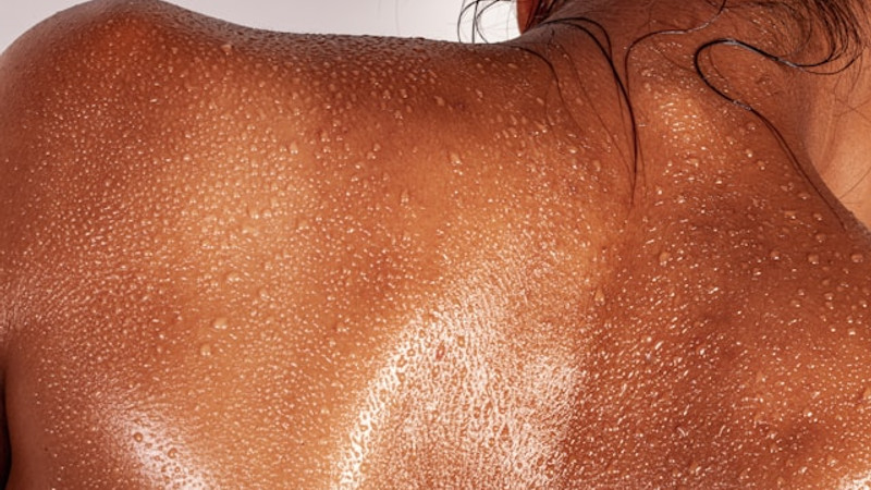 Hot Flashes Took Over My Nights — This Is What Actually Helped Me Get Them Under Control