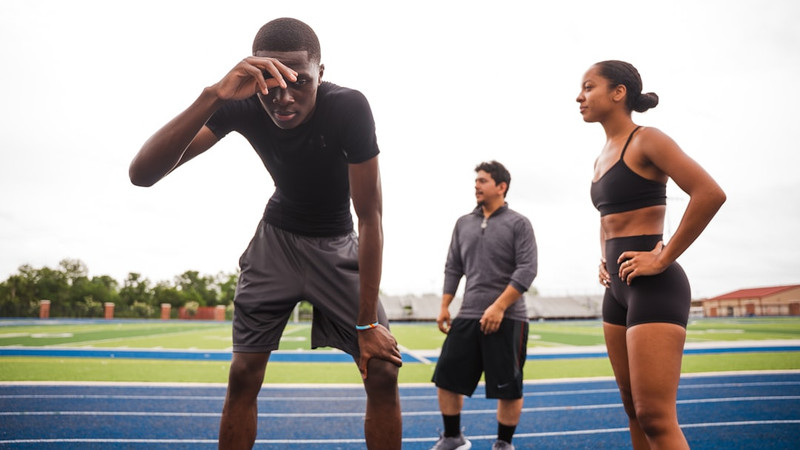 When You’re Too Tired to Work Out: Can a Vibration Plate Help You Get Moving Again?