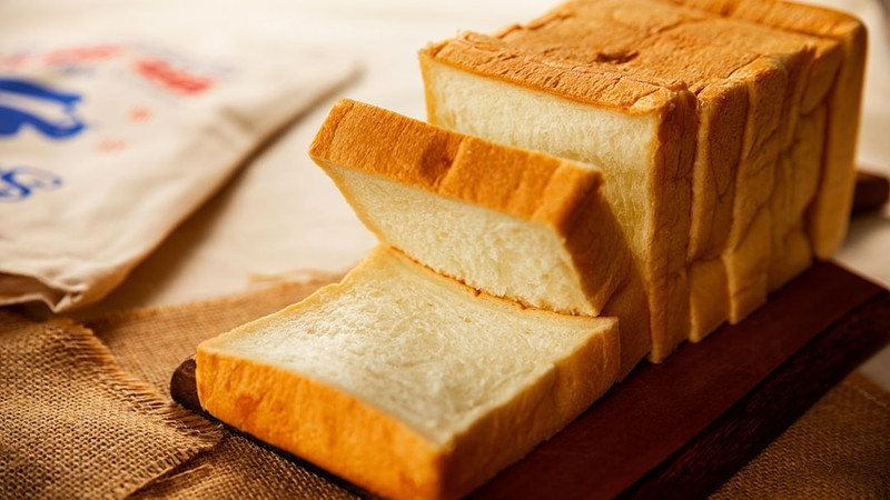 Scientists discover why bread can cause weight gain without extra calories