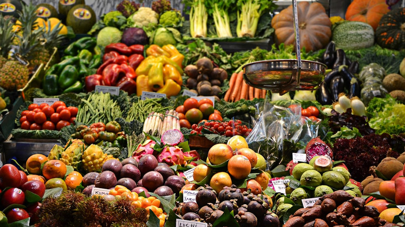 4 Fruits to Help Reduce Heart Disease Risk, According to a Cardiologist