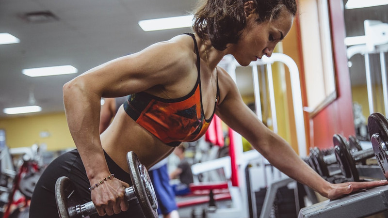 Is Strength Training or Pilates Better for Building Muscle and Strength? Fitness Experts Break It Down