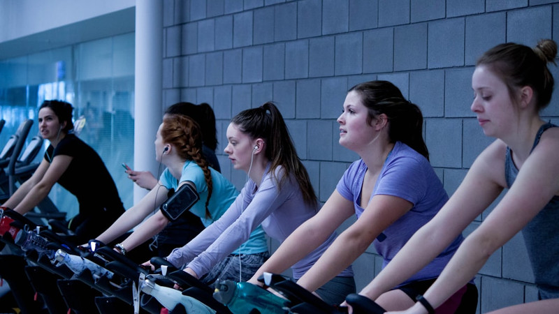 Bored of the Treadmill? Trainer Recommends Middle-Aged Men Try This Underutilized Machine for Full-Body Strength and Cardio