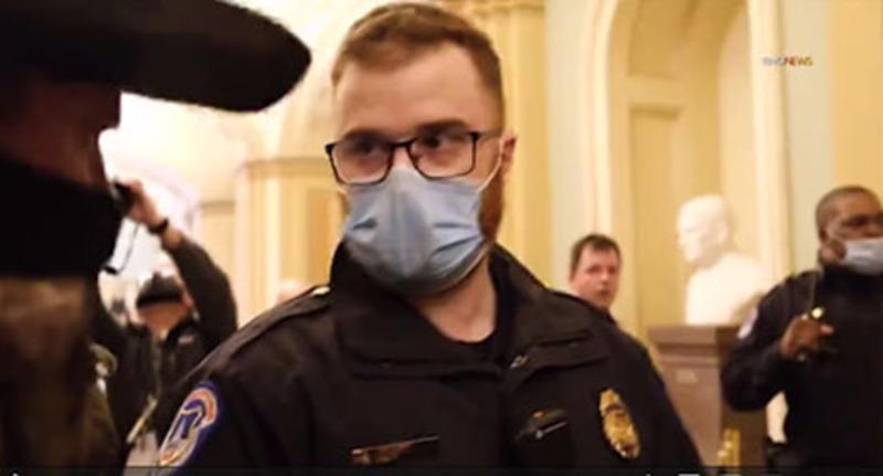 Police gave Jan. 6 protesters OK to demonstrate inside Capitol